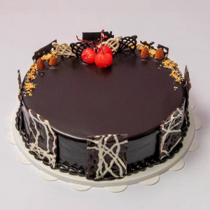 chocolate-coating-cake